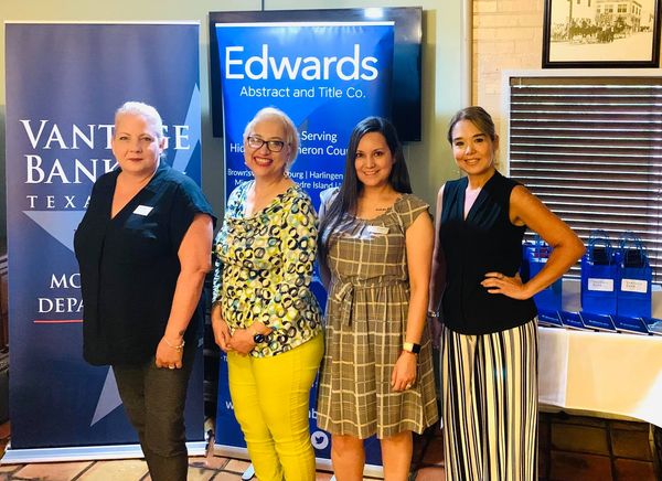 Read more about the article Edwards Brownsville & Vantage Bank Showcase Latest Products and Services