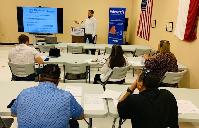 Read more about the article Mark Lewis, McAllen Branch Manager, Provides Customized Training for Team of Realtors
