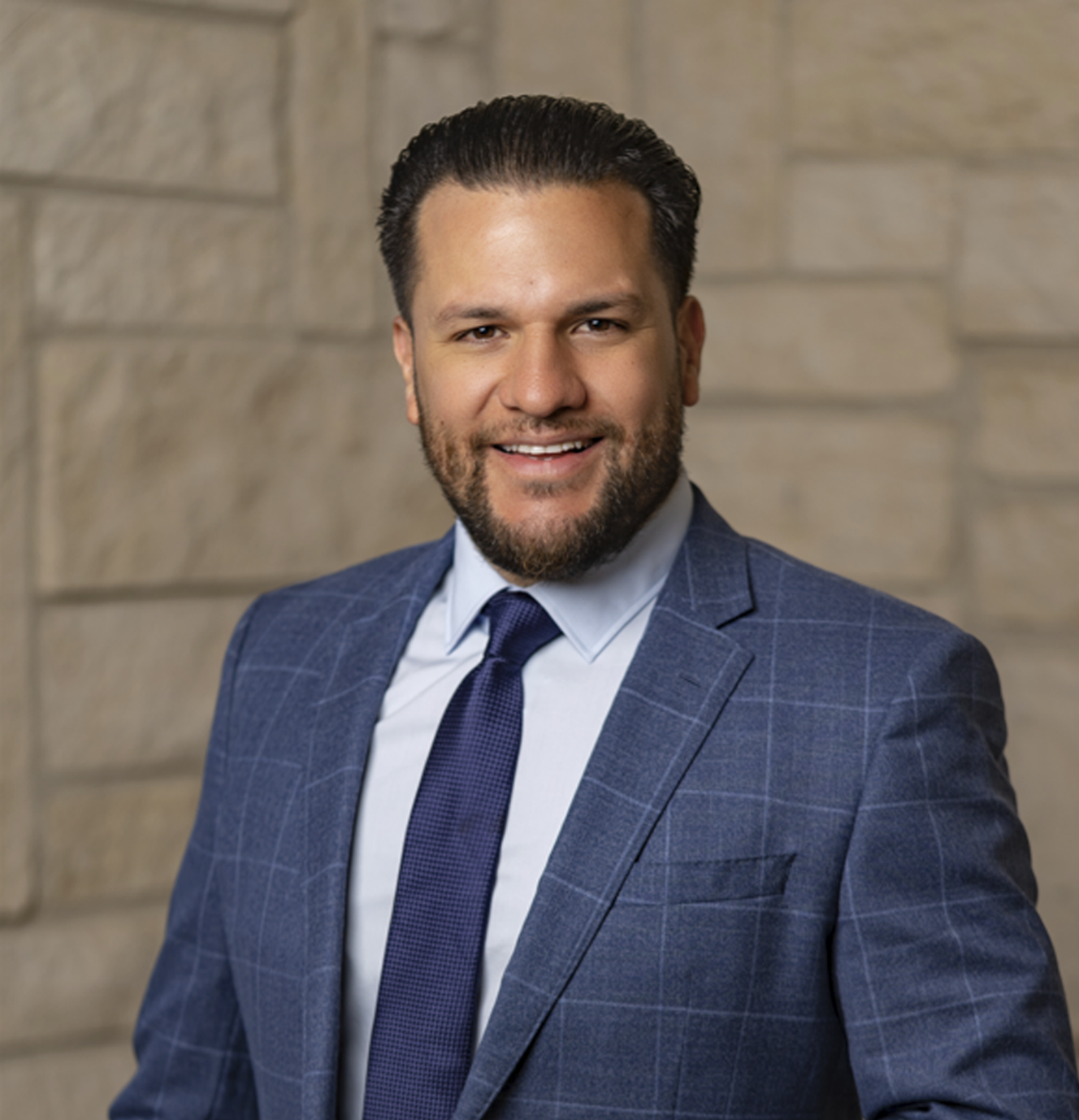 Read more about the article Introducing Jose Pineda, Director of Sales at Edwards Abstract and Title Co.