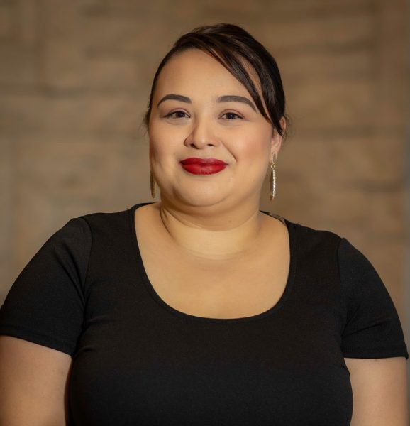 Read more about the article Edwards Abstract and Title Co. Welcomes Victoria Koch as New Escrow Officer for Mission Branch Team